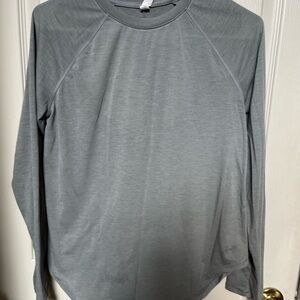 Under Armour woman’s blue/Gray Long Sleeve Shirt cut out back